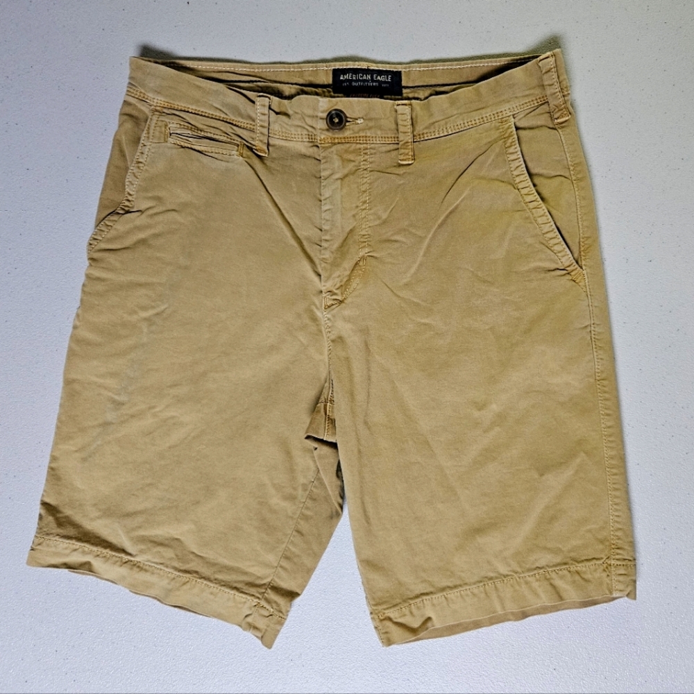 American Eagle Shorts size 28